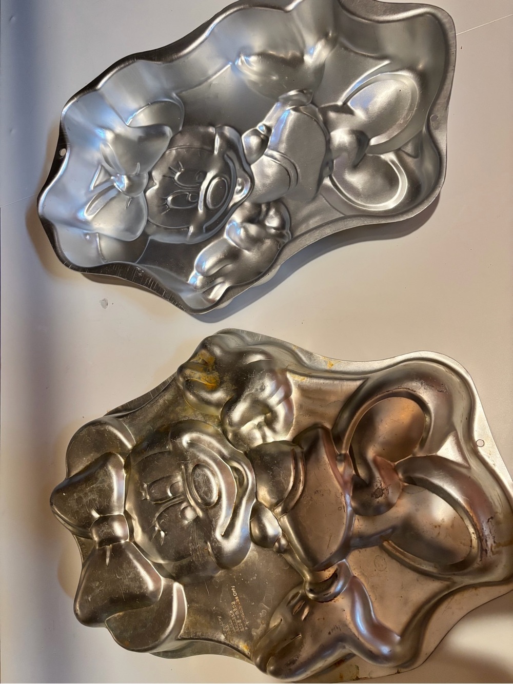 Vintage Wilton Silver Minnie Mouse Shaped Baking Cake Pan